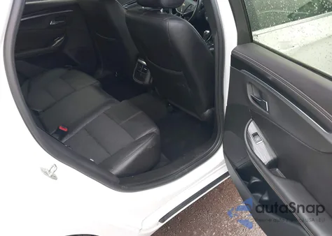 2019 Chevrolet Impala Lt z USA, uszkodzony, nr VIN 1G11Z5S3XKU109908